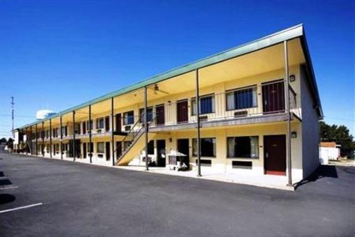 фото отеля Americas Best Value Inn South Hill