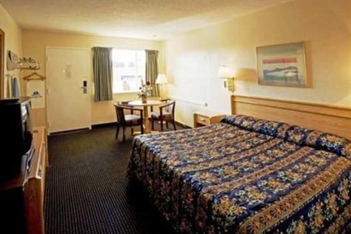 фото отеля Americas Best Value Inn South Hill