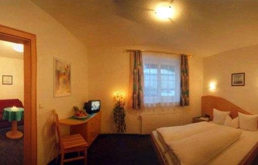 фото отеля Hotel Garni Neder Ischgl