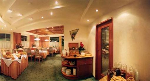 фото отеля Hotel Garni Neder Ischgl