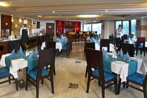 фото отеля Country Inn & Suites Mussoorie