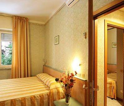 фото отеля Hotel Corallo La Spezia