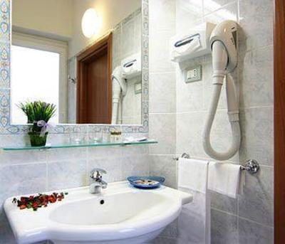 фото отеля Hotel Corallo La Spezia