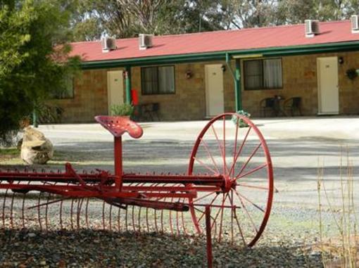 фото отеля Murray Gardens Motel & Cottages