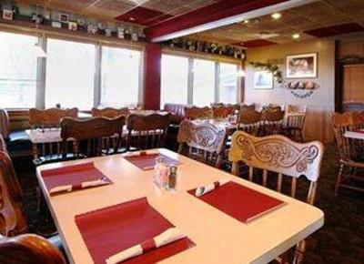 фото отеля Econo Lodge Beloit