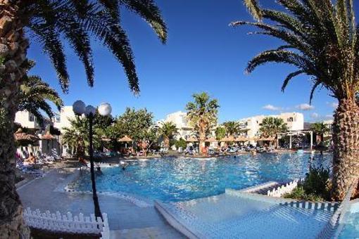 фото отеля Europa Beach Hotel