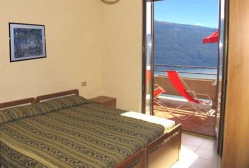фото отеля Residence La Rotonda Gardola di Tignale