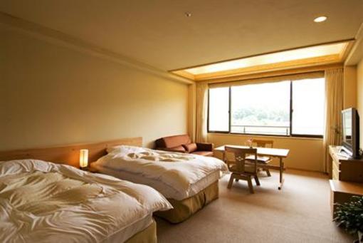 фото отеля Ginsuisou Choraku Hotel Kobe