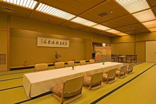 фото отеля Ginsuisou Choraku Hotel Kobe