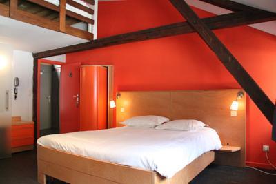 фото отеля Le Val De Poix Hotel Saint-Hubert