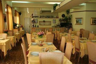 фото отеля Hotel Savoia Finale Ligure