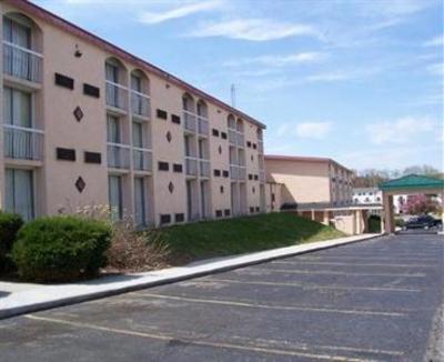 фото отеля Americas Best Value Inn Bloomington