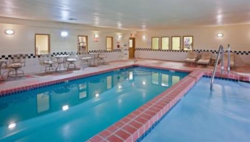 фото отеля Country Inn & Suites Topeka-West