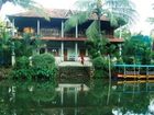 фото отеля Backwater Retreat Kumarakom