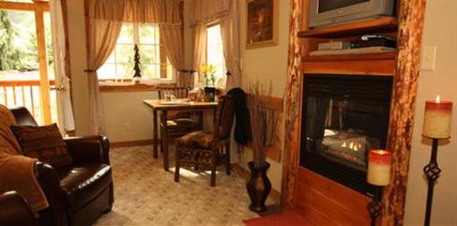 фото отеля Carson Ridge Private Luxury Cabins