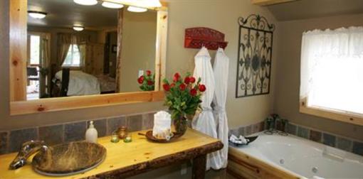 фото отеля Carson Ridge Private Luxury Cabins
