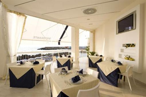 фото отеля Hotel Giosue a Mare