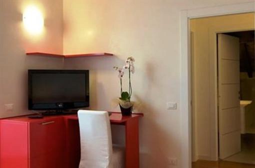 фото отеля Ai Garibaldini Bed & Breakfast Mantua