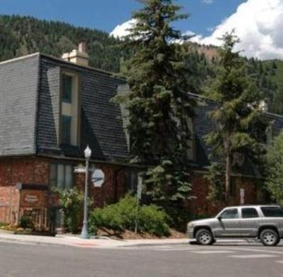 фото отеля Chateau Roaring Fork Condominium Aspen