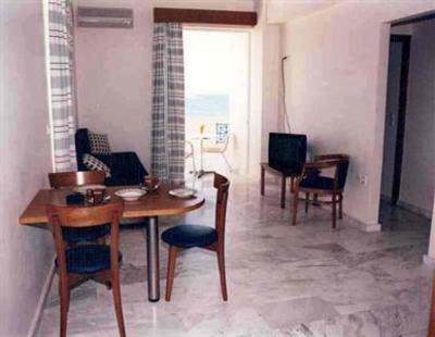 фото отеля Nea Elena Apartments Chania