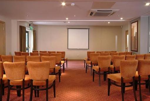 фото отеля Ellington Lodge at the Concorde Club