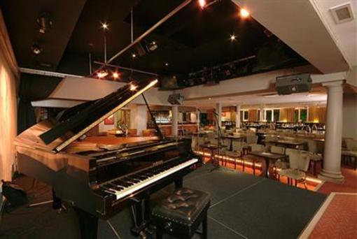 фото отеля Ellington Lodge at the Concorde Club