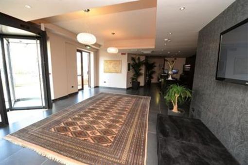 фото отеля Myres Hotel Residence