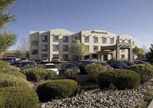 фото отеля Comfort Suites Santa Fe