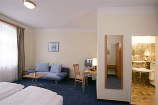 фото отеля Altstadt-Hotel Zieglerbraeu