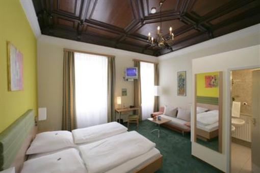 фото отеля Altstadt-Hotel Zieglerbraeu