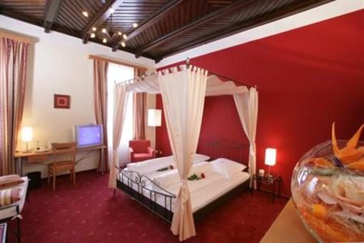 фото отеля Altstadt-Hotel Zieglerbraeu