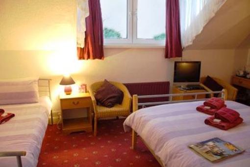 фото отеля Adam Place Guest House