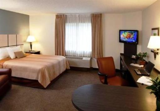 фото отеля Candlewood Suites Chicago Waukegan