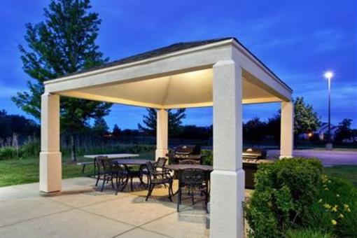 фото отеля Candlewood Suites Chicago Waukegan