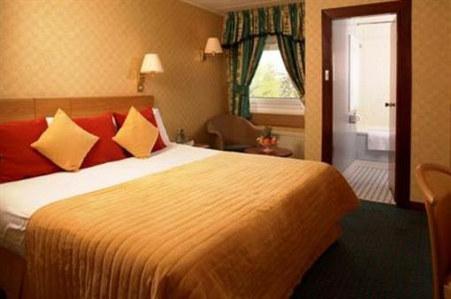 фото отеля King Malcolm Hotel Dumfermline