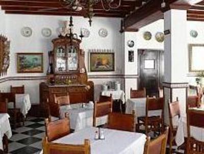 фото отеля Hostal Cas Bombu