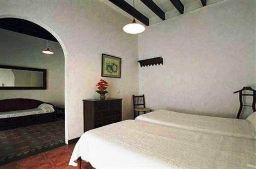 фото отеля Hostal Cas Bombu