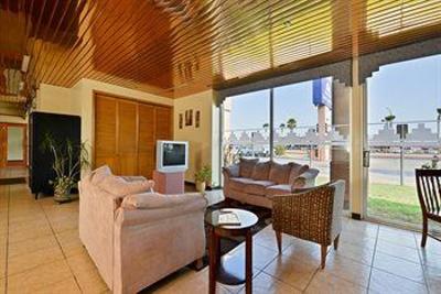 фото отеля Americas Best Value Inn Yuma Chilton Conference Center
