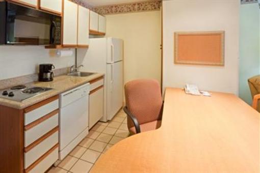 фото отеля Candlewood Suites Tyler