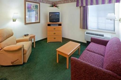 фото отеля Candlewood Suites Tyler