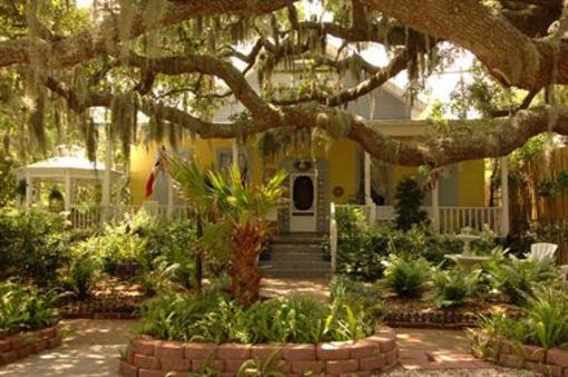 фото отеля Tybee Island Inn