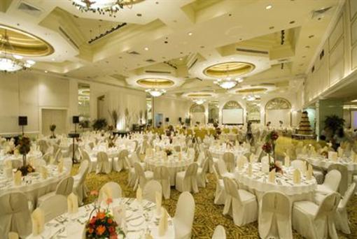 фото отеля Dusit Thani Hotel Makati City