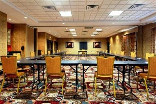 фото отеля Holiday Inn Express Hotel & Suites Odessa