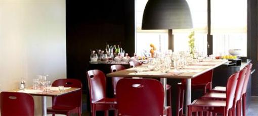 фото отеля Campanile Corbeil-Essonnes Evry Hotel
