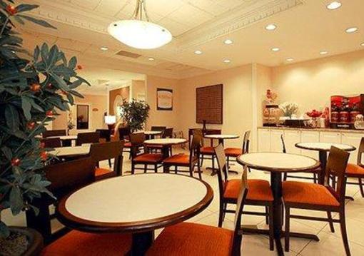 фото отеля Comfort Inn & Suites Overland Park