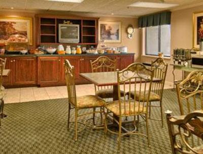 фото отеля Baymont Inn and Suites Corydon