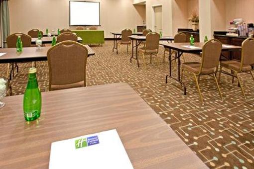фото отеля Holiday Inn Express Hotel & Suites Cedar Hill