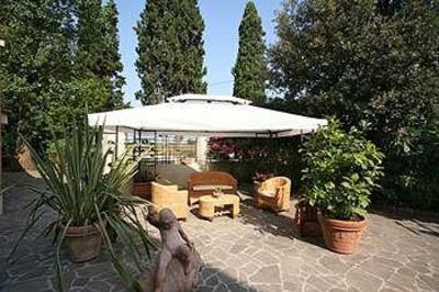 фото отеля Hotel Villa Maya Cascina