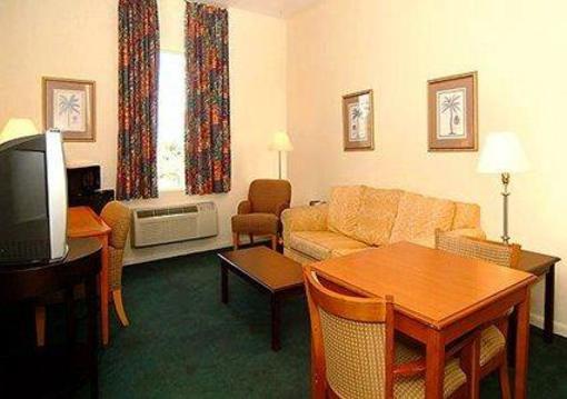 фото отеля Comfort Inn Wesley Chapel