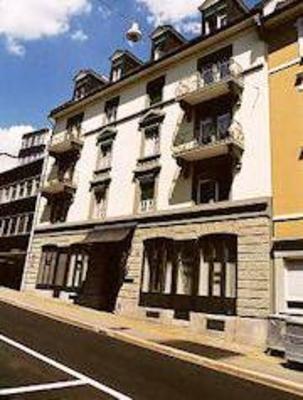 фото отеля EMA house Residential Suites